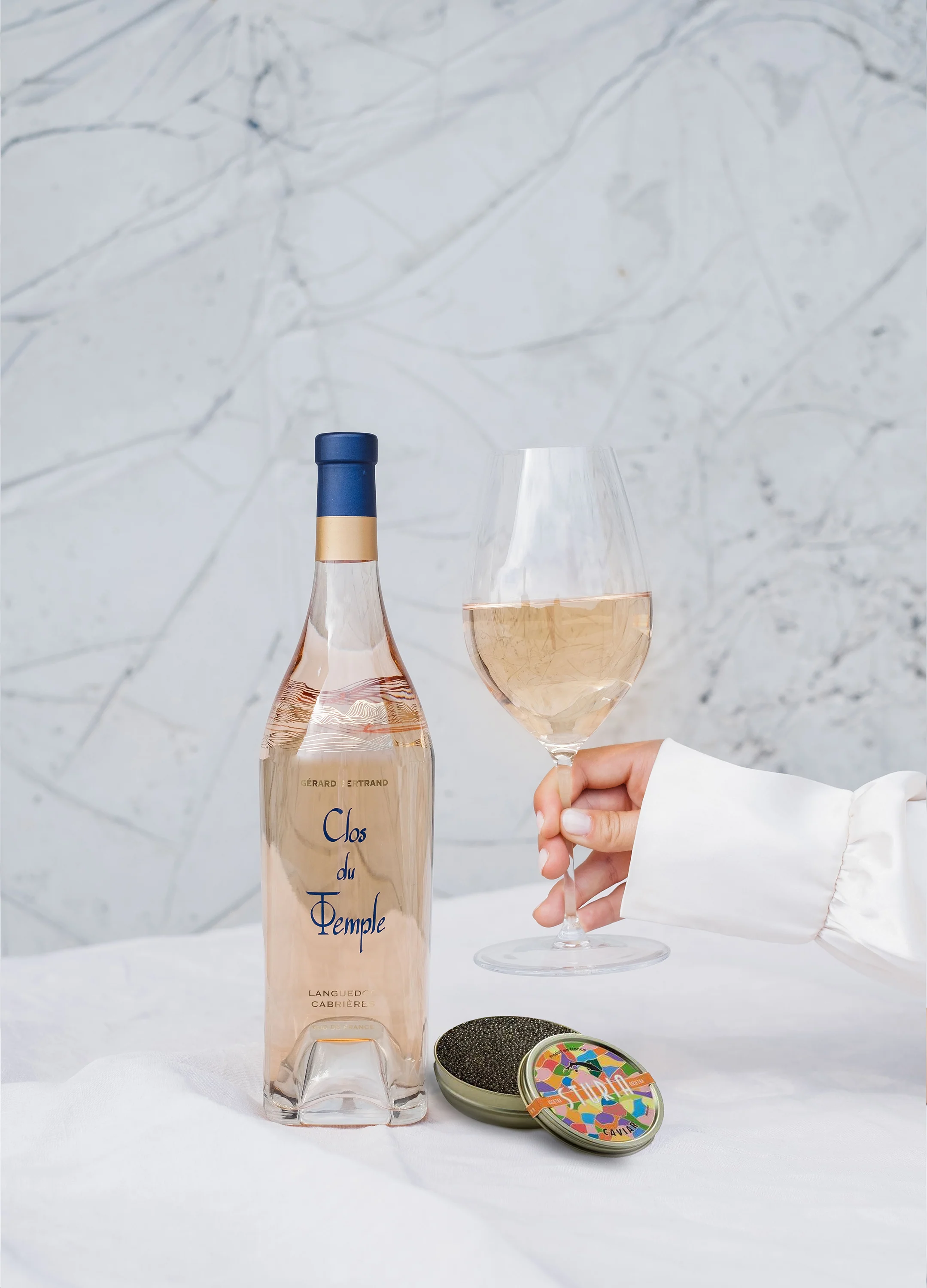 Offre Prestige Clos du Temple 2023 dans son Étui et une boîte de Caviar par Sturia - Image 4
